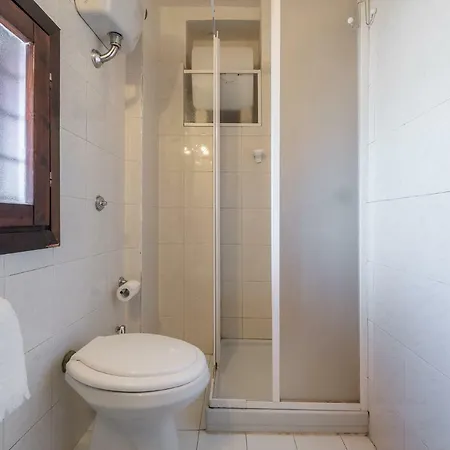 Quadri Lungomare 1 *